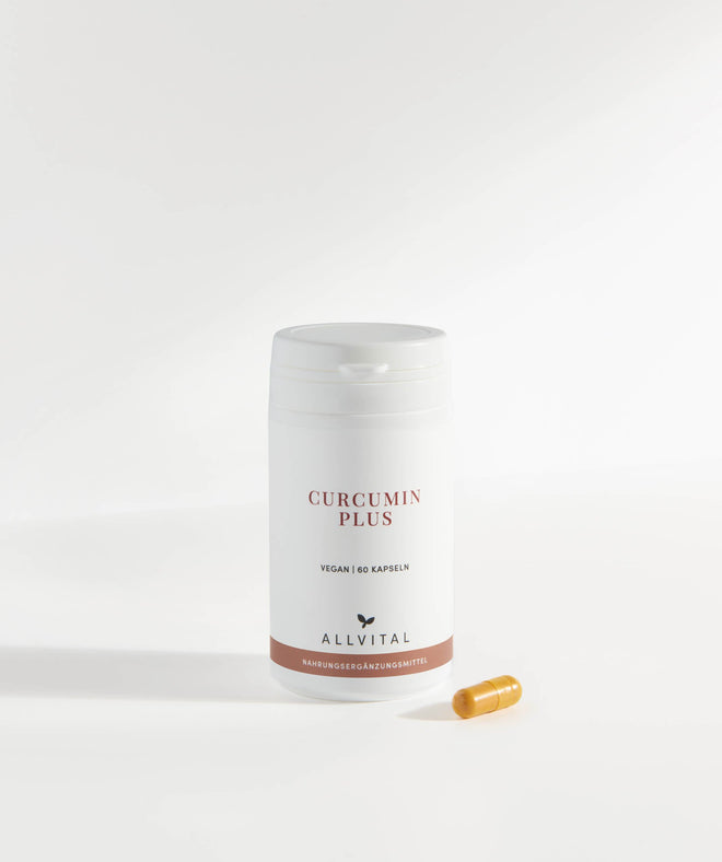 Allvital Curcumin Plus ist ein pflanzlicher Antioxidantienkomplex mit Curcumin, Weinbeerenextrakt und Quercetin. Wirkt antioxidativ und immunstärkend.  Allvital Curcumin Plus ist ein pflanzlicher Antioxidantienkomplex mit Curcumin, Weinbeerenextrakt und Quercetin. Wirkt antioxidativ und immunstärkend.